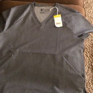 Figs Batara top medium graphite new with tags,